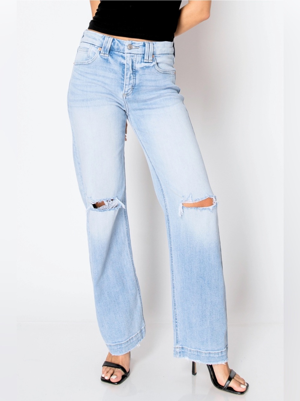 Built in Sculpt High-Rise Distressed Straight-Leg Jeans
